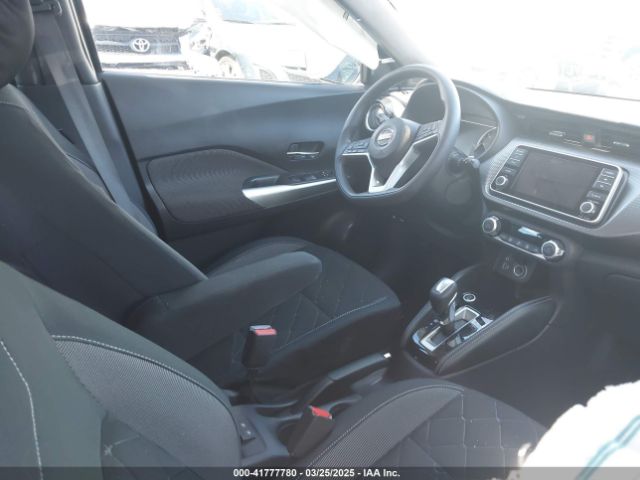 3N1CP5CU2JL511155 Nissan KICKS SV
