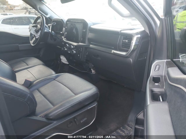 1FTEW1EP5NKD41812 Ford F-150 Lariat
