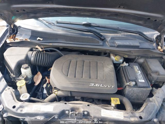 2C4RDGCG1KR514123 Dodge Grand Caravan Sxt