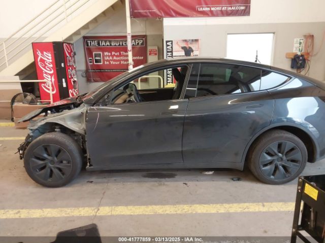 7SAYGDEE0SF240800 Tesla Model Y Long Range Dual Motor All-wheel Drive