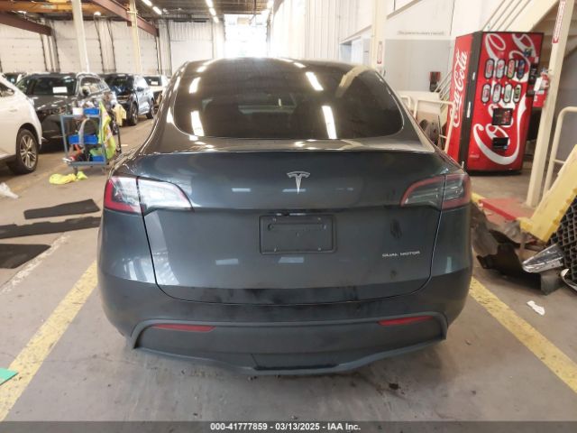 7SAYGDEE0SF240800 Tesla Model Y Long Range Dual Motor All-wheel Drive