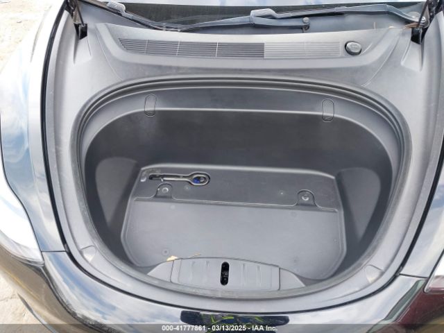 2019 TESLA MODEL 3 5YJ3E1EB0KF422093 Photo 9