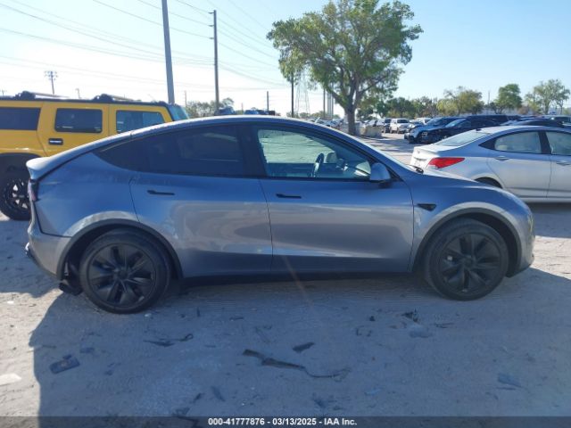 7SAYGDED7SA376233 Tesla Model Y Long Range Dual Motor All-wheel Drive