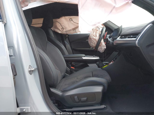 WBX83GM08R5Y57084 BMW X2