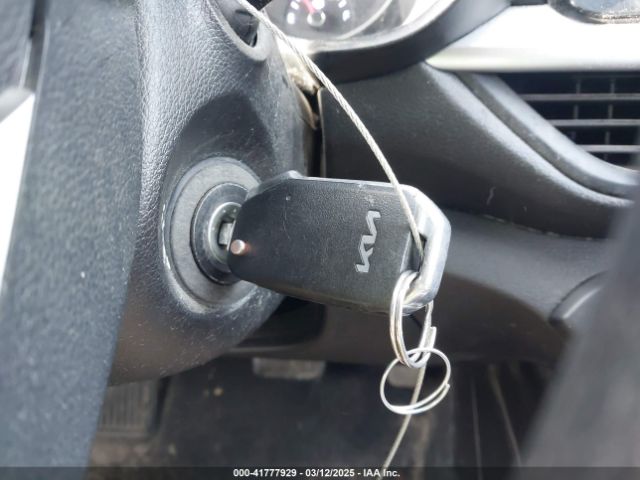 3KPF24AD8PE645736 KIA FORTE LX