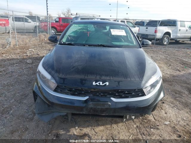 3KPF24AD8PE645736 KIA FORTE LX