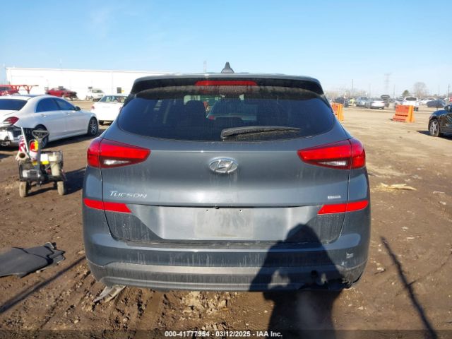 KM8J2CA45MU296743 Hyundai TUCSON SE