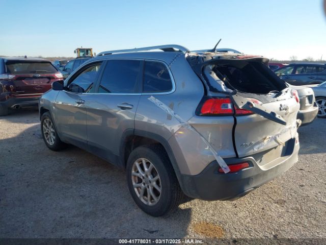 1C4PJMCS3FW673872 Jeep Cherokee Latitude