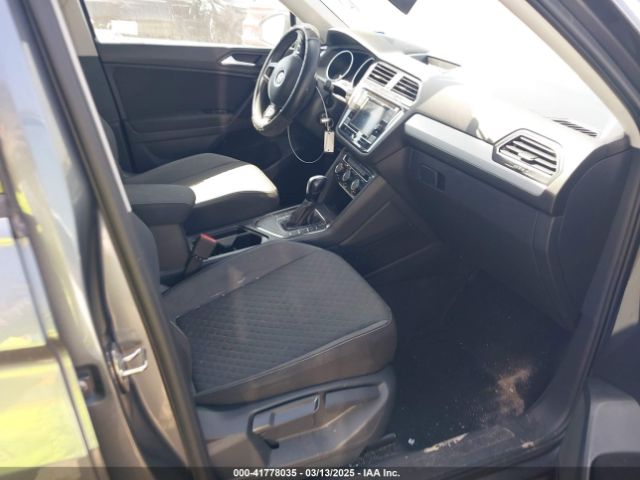 3VV1B7AX6MM027114 Volkswagen Tiguan 2.0t S