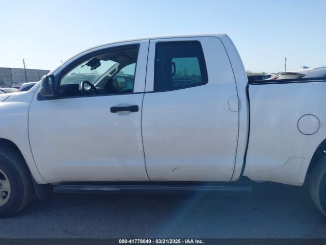 5TFRM5F1XJX132281 Toyota Tundra Sr 4.6l V8