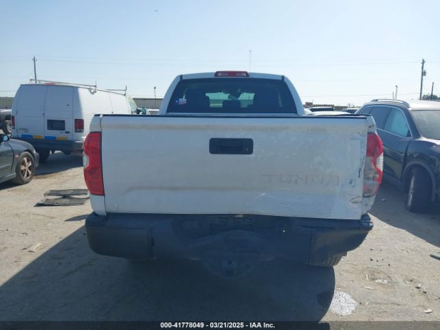 5TFRM5F1XJX132281 Toyota Tundra Sr 4.6l V8