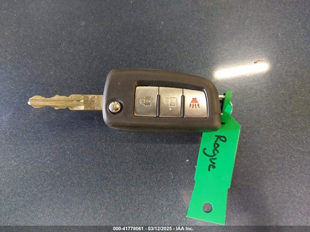 JN8AT2MV5GW140246 Nissan ROGUE S