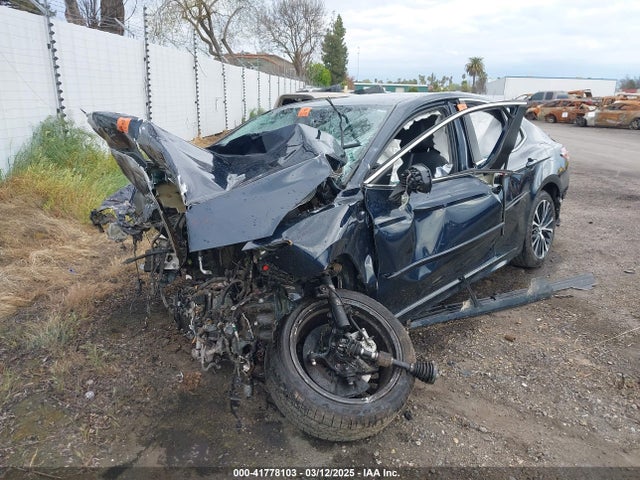 4T1M11AK8LU937109 Toyota CAMRY SE