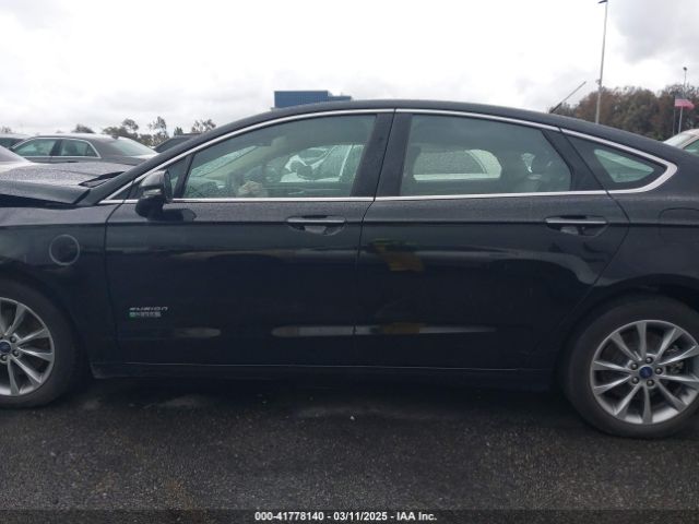 3FA6P0PU2JR277481 Ford Fusion Energi Se Luxury