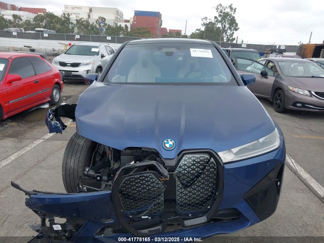 WB523CF09RCN50099 BMW Ix