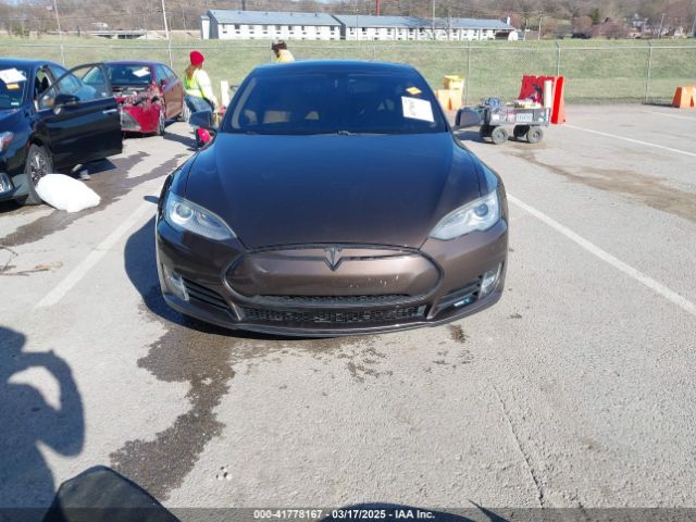 5YJSA1H17EFP33275 Tesla Model S P85