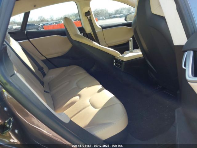 5YJSA1H17EFP33275 Tesla Model S P85