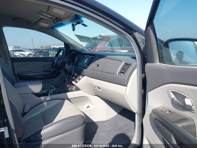 KNDMB5C14G6213280 KIA SEDONA LX
