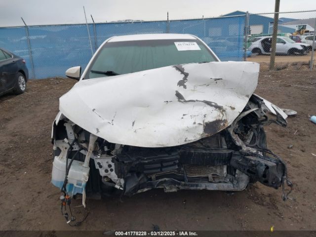 4T4BF1FK8GR524622 Toyota CAMRY LE