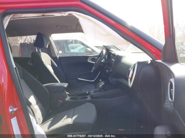 KNDJ23AUXR7238587 KIA SOUL LX