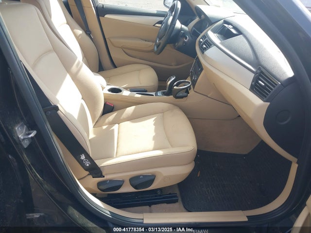 WBAVL1C57EVY24109 BMW X1 Xdrive28i