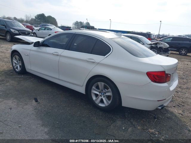 2013 BMW 528I WBAXH5C53DDW16007 Photo 2