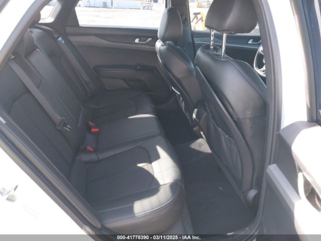 5XXG64J2XMG033645 KIA K5 Gt-line