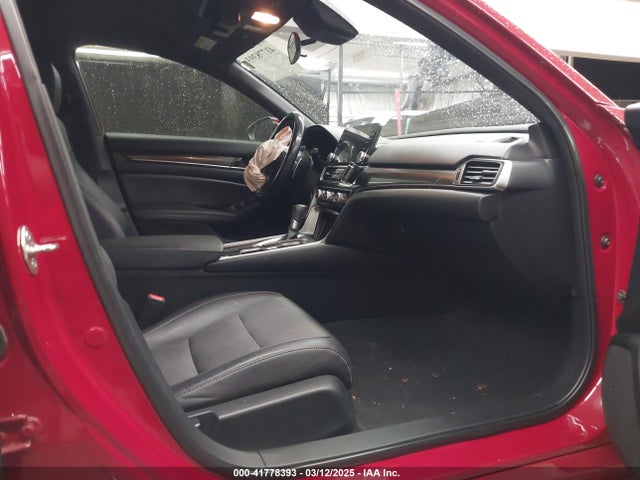1HGCV1F32KA165617 Honda Accord Sport