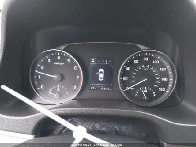 5NPD84LF2JH251074 Hyundai ELANTRA SEL