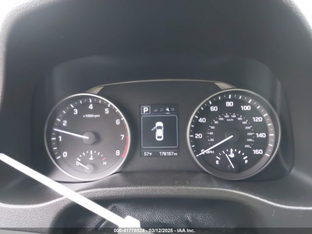 5NPD84LF2JH251074 Hyundai ELANTRA SEL