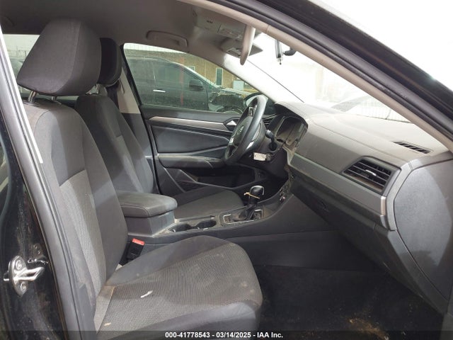 3VWC57BU0MM027061 Volkswagen Jetta 1.4t R-line/1.4t S/1.4t Se