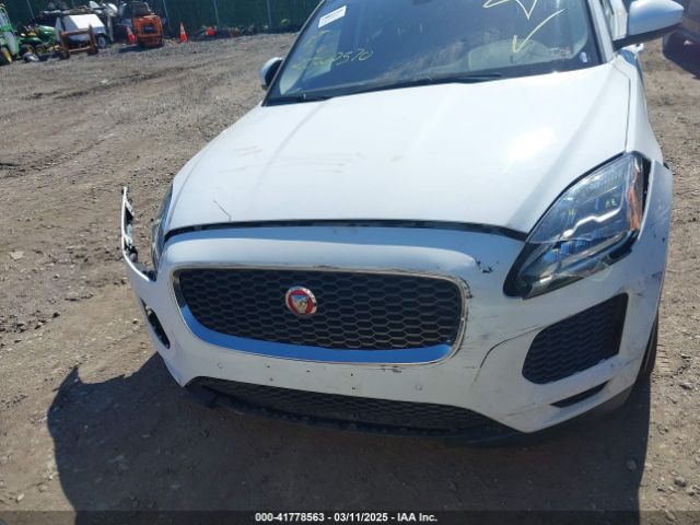 2018 JAGUAR E-PACE SADFK2FX2J1Z05716 Photo 5