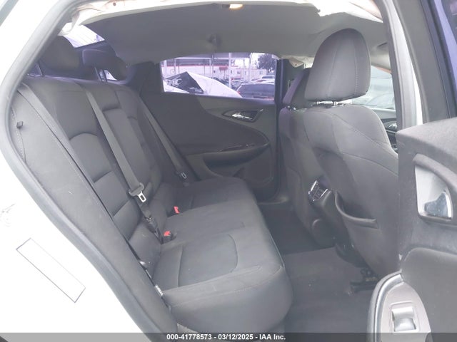 1G1ZE5ST4HF204850 Chevrolet MALIBU 1LT
