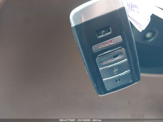 2019 ACURA RDX 5J8TC2H54KL003602 Photo 10