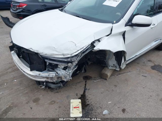 2019 ACURA RDX 5J8TC2H54KL003602 Photo 5