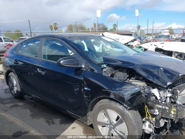 KMHC65LC3KU175915 Hyundai Ioniq Hybrid Blue