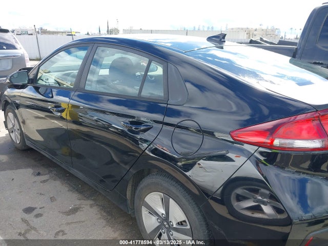 KMHC65LC3KU175915 Hyundai Ioniq Hybrid Blue