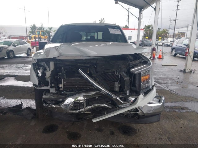 1FTFW1ED7NFB06461 Ford F-150 Xlt