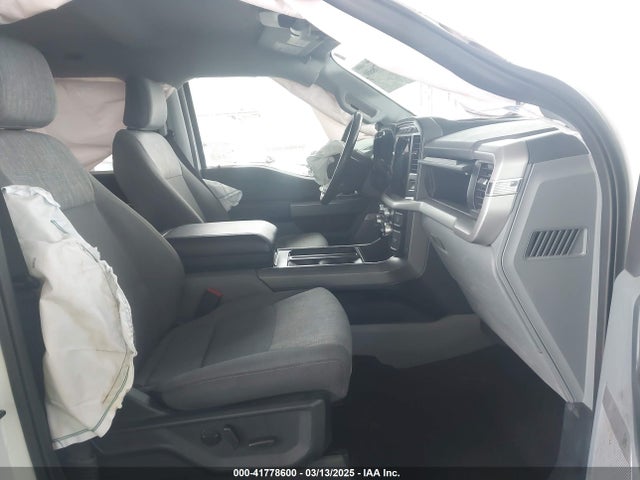 1FTFW1ED7NFB06461 Ford F-150 Xlt