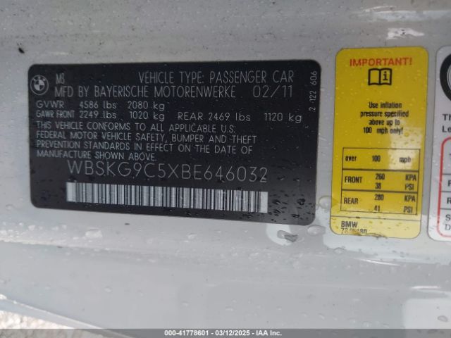 2011 BMW M3 WBSKG9C5XBE646032 Photo 8