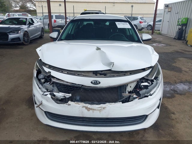 5XXGT4L31GG003758 KIA Optima Lx