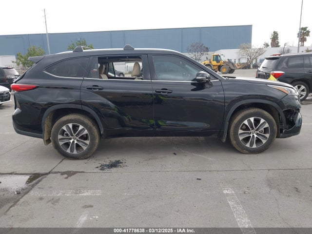 5TDHZRBH1LS520094 Toyota Highlander Xle