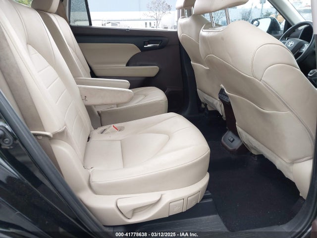5TDHZRBH1LS520094 Toyota Highlander Xle