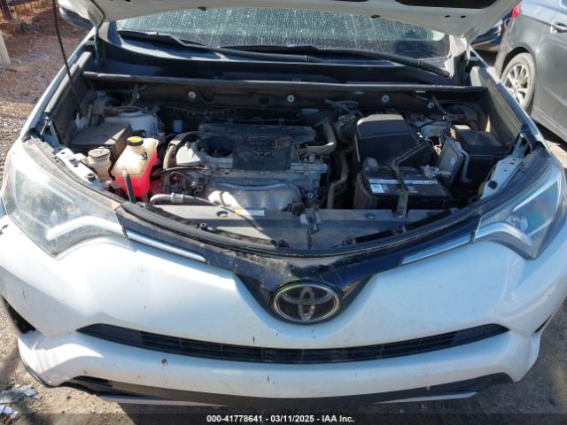2T3WFREV3HW324973 Toyota Rav4 Xle