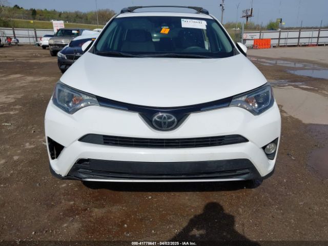 2T3WFREV3HW324973 Toyota Rav4 Xle