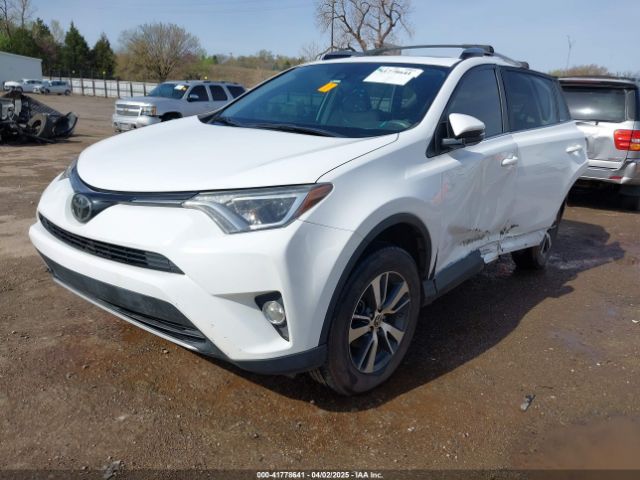 2T3WFREV3HW324973 Toyota Rav4 Xle