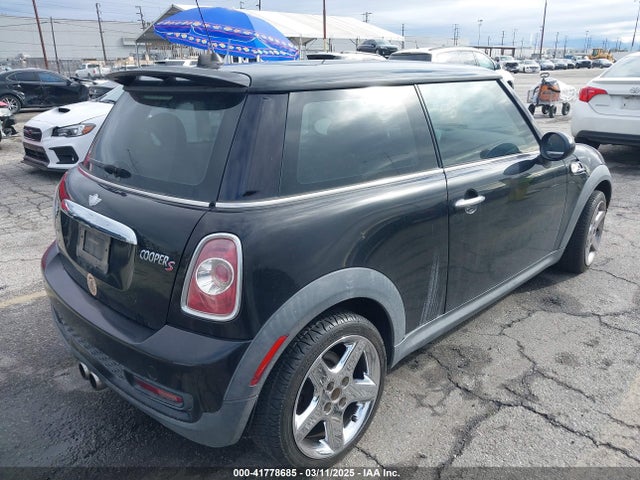 2012 MINI COOPER S WMWSV3C52CTY29526 Photo 3