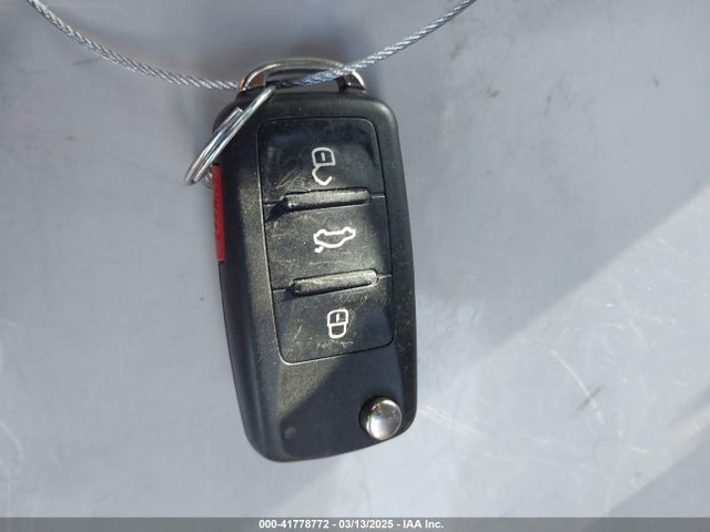 3VWD17AJ9FM341950 Volkswagen Jetta 1.8t Se