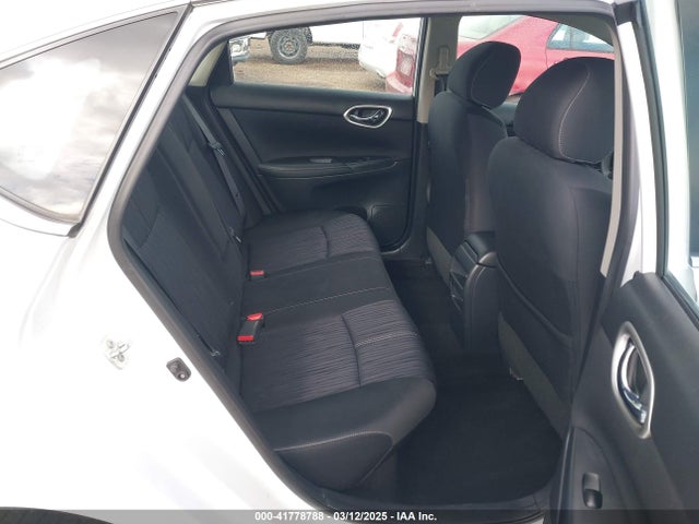 3N1AB7AP4HY320610 Nissan SENTRA SV
