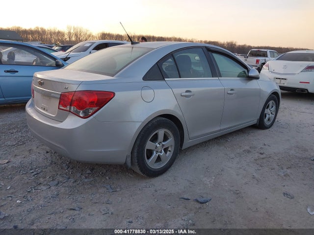 1G1PC5SB9E7399127 Chevrolet Cruze 1lt Auto